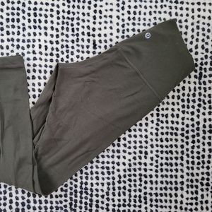 Lululemon Align legging, size 6